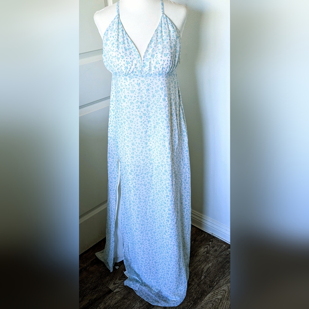 Guess Beach Dress Floral Blue Maxi Dress With Front Slit & Side Zipper.